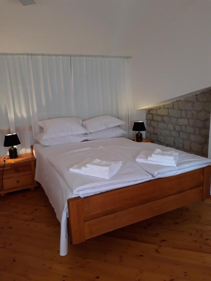 Villa Apartments Oliva Seget Vranjica Zewnętrze zdjęcie